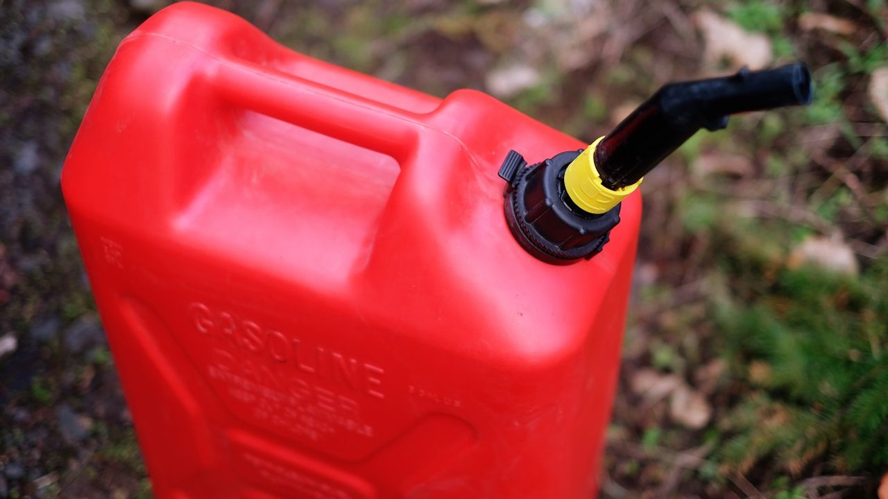 Bidones de gasolina / Accesorios de llenado